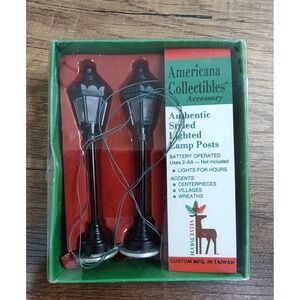Santas Best Christmas Collectible lighted Lamp Posts Villages Train 4.25" Tall